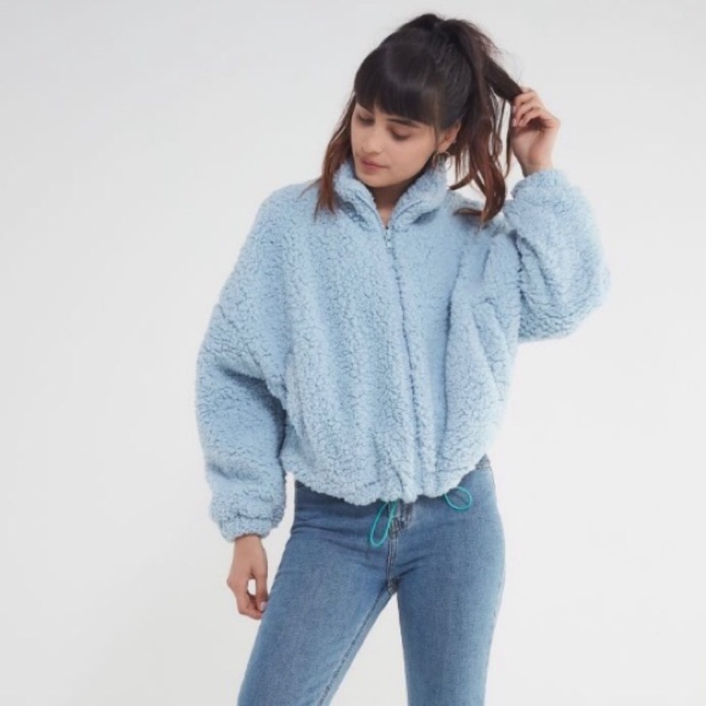 UO Fuzzy Teddy Jacket with Drawstring - Picture 4 of 7